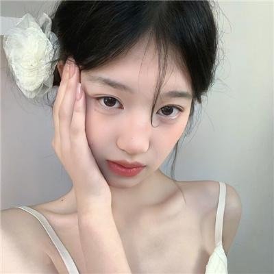实习女生在线观看封面